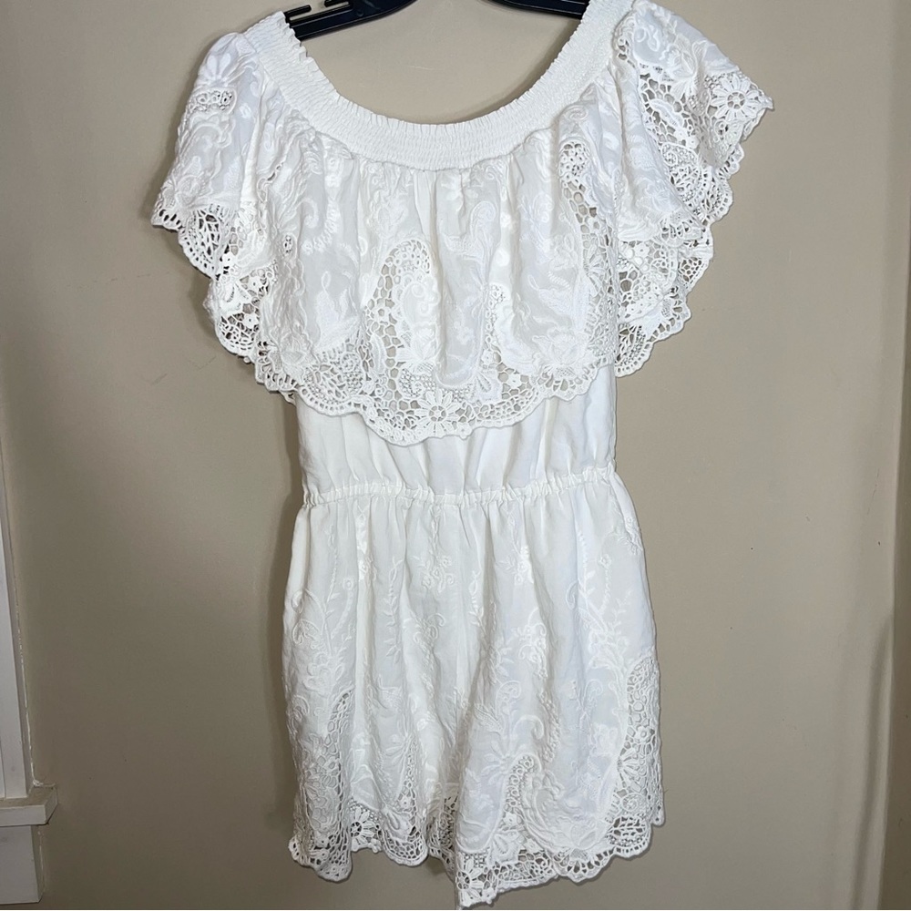 Abercrombie & Fitch Eyelet Romper medium - Picture 8 of 10